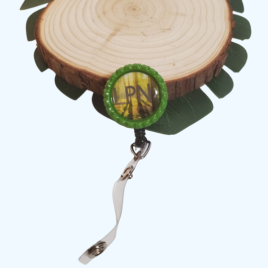 LPN Badge Reel with Retractable ID Holder – Decorative Flattened Bottle Cap Nurse Badge Reel – Practical Nursing Gift